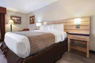Hotel SureStay Plus by Best Western Tarboro Hotel photo 2