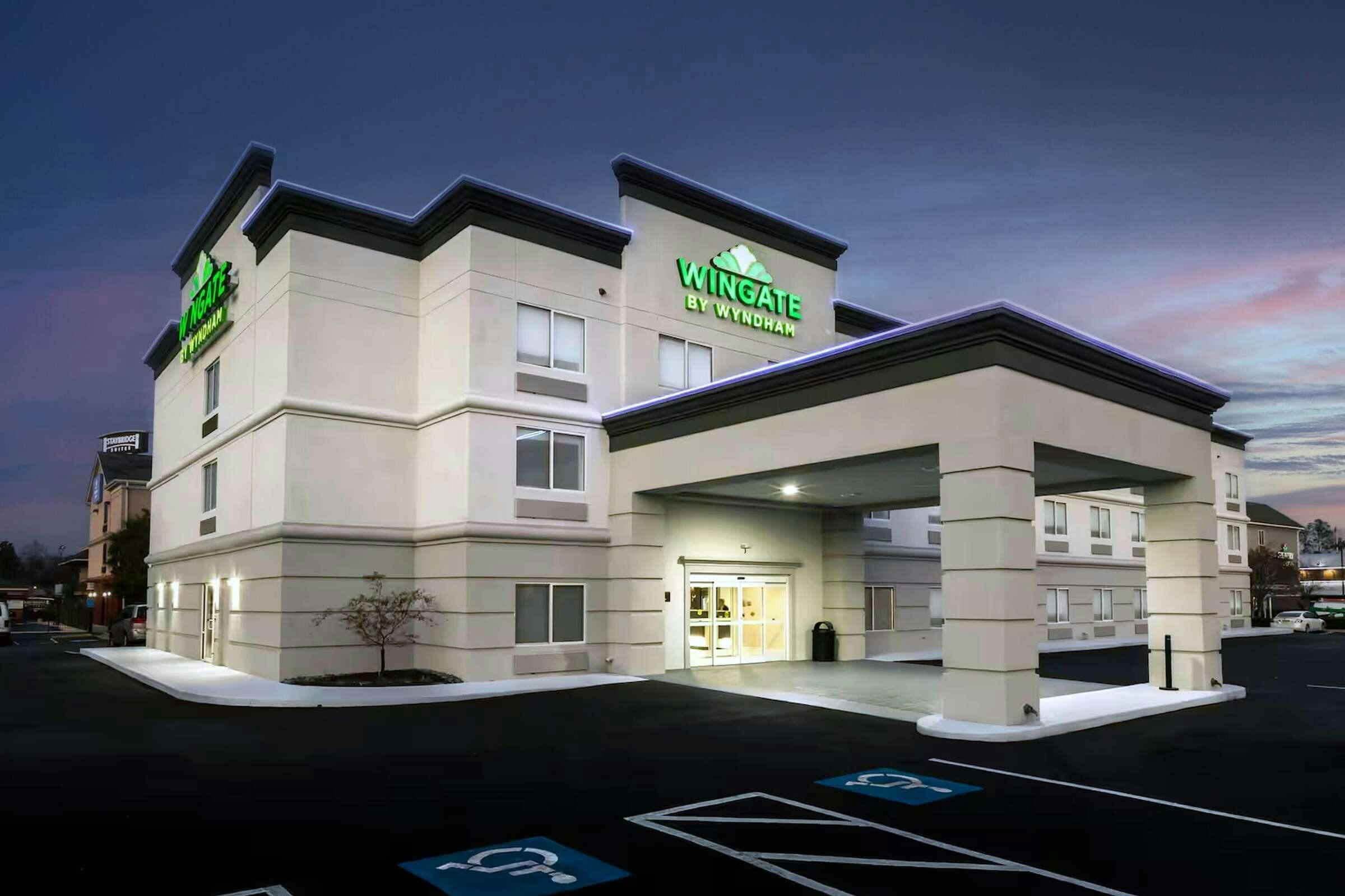 Hotel Wingate by Wyndham Augusta Washington Road photo 1