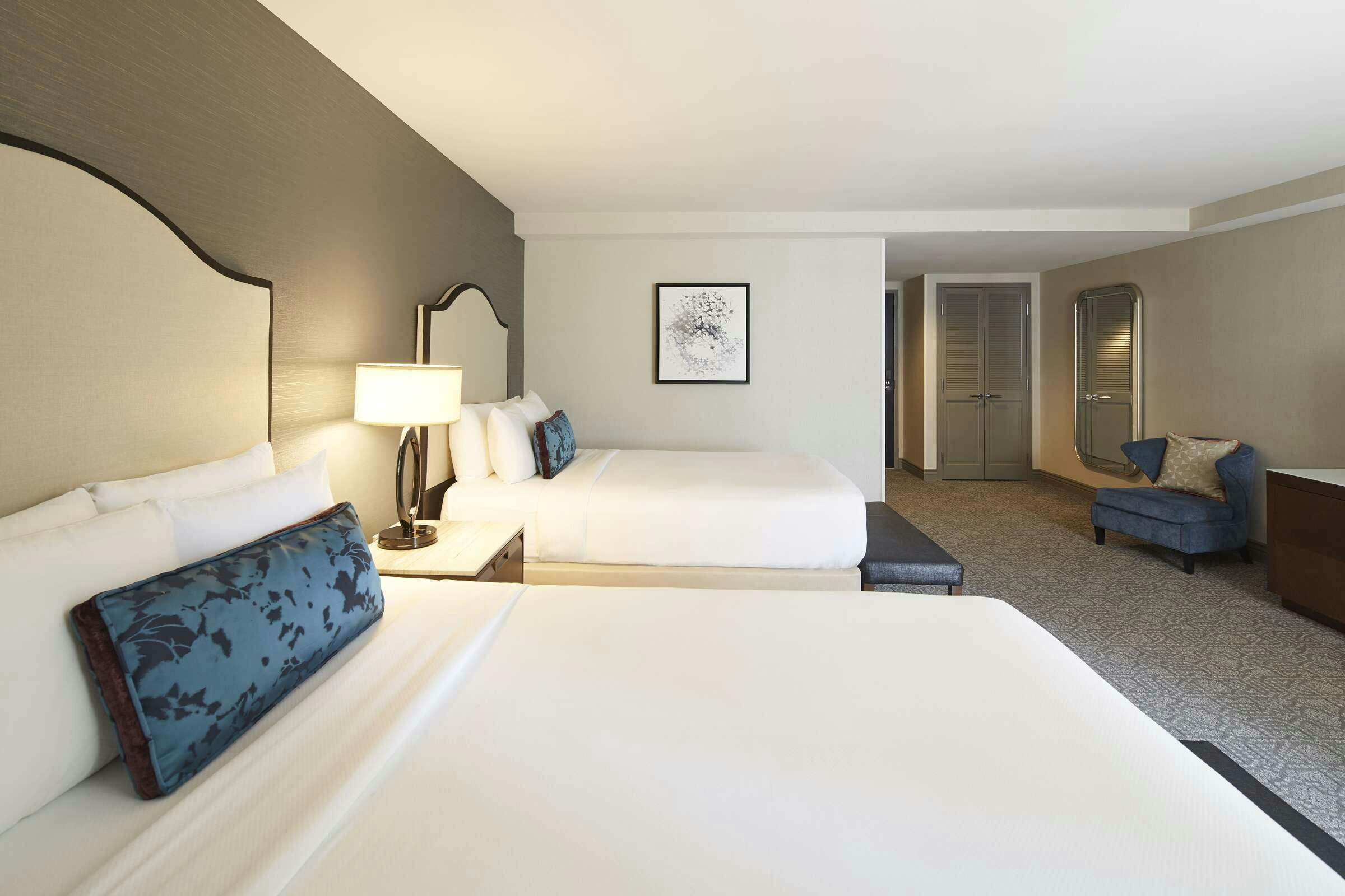 Hotel InterContinental Chicago Magnificent Mile photo 2