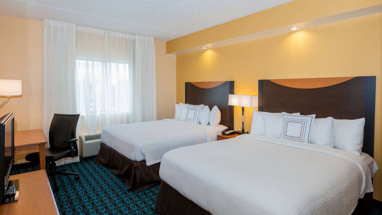 Hotel Fairfield Inn and Suites Nashville at Opryland photo 2