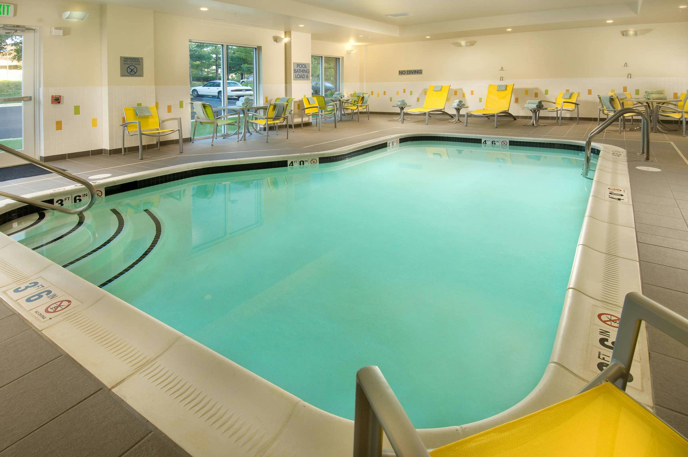 Hotel Fairfield Inn & Suites by Marriott Baltimore BWI Airport photo 3