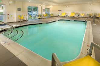 Hotel Fairfield Inn & Suites by Marriott Baltimore BWI Airport photo 3