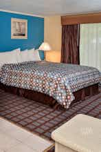 Hotel Blue Dolphin Inn photo 1