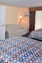 Hotel Blue Dolphin Inn photo 5