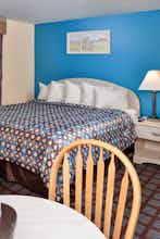 Hotel Blue Dolphin Inn photo 2