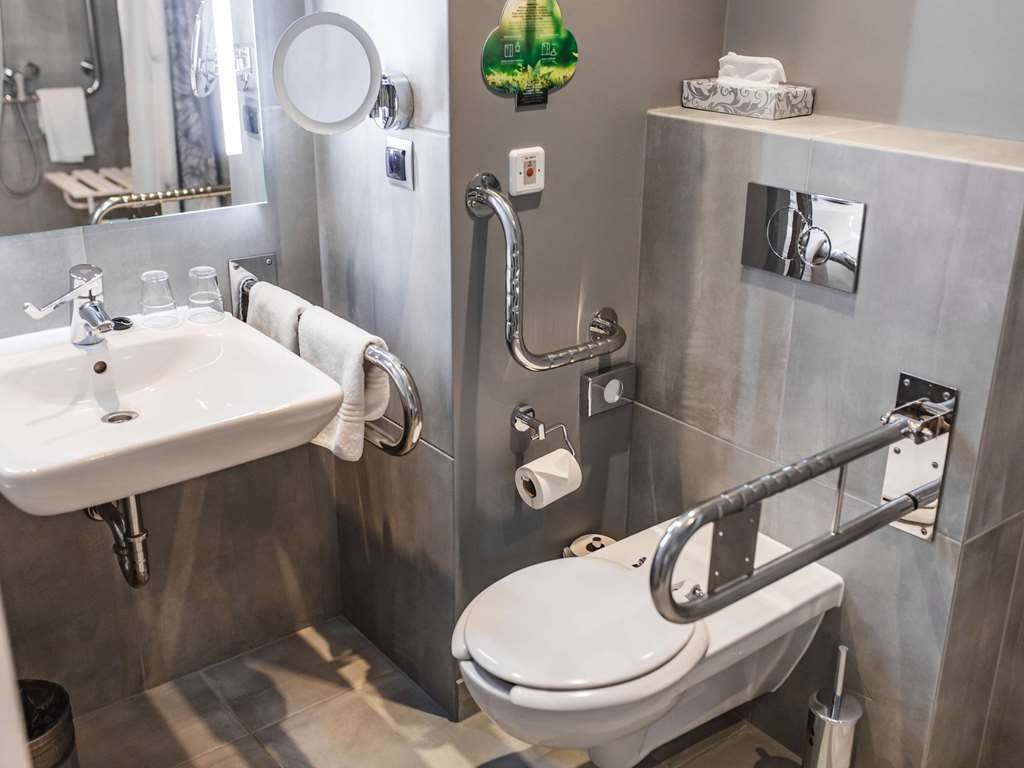 Hotel Novotel Wroclaw Centrum photo 5