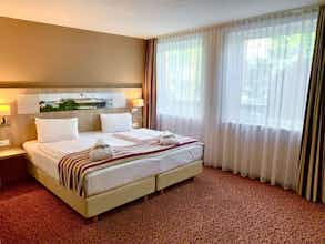 Hotel Mercure Hotel Hamburg Am Volkspark photo 3