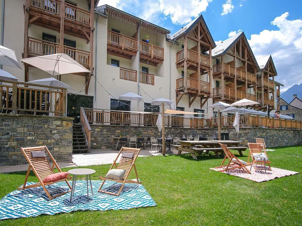 Mercure Peyragudes Loudenvielle Pyrenees