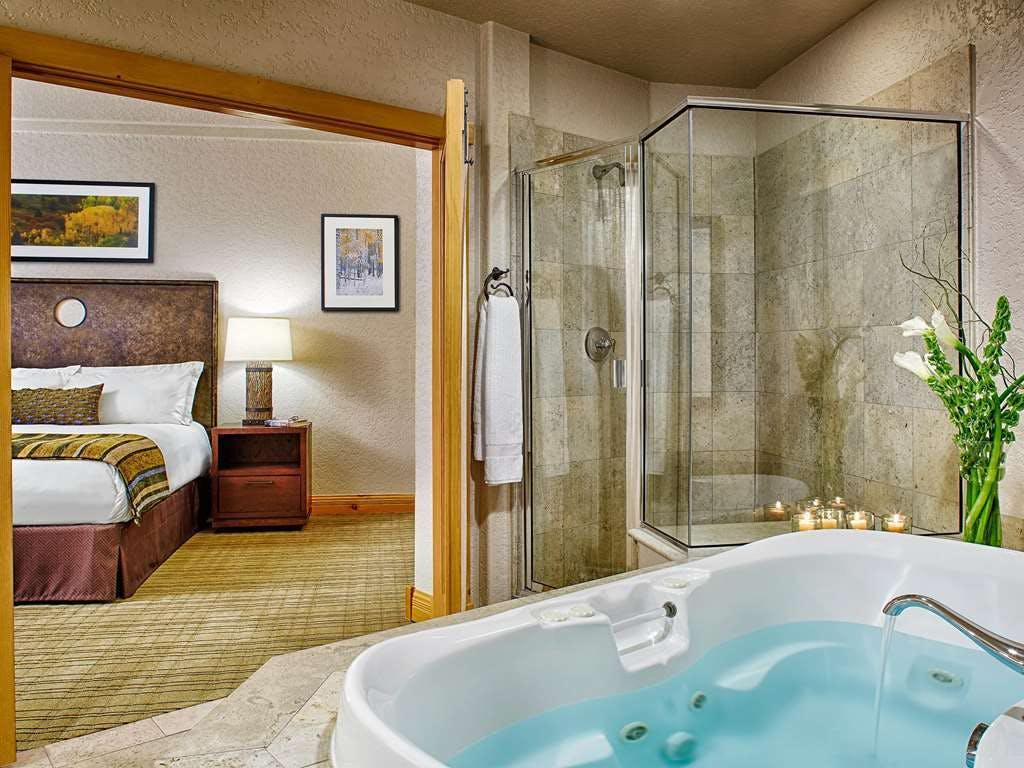 Hotel Fairmont Heritage Place Franz Klammer Lodge photo 4