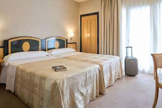 Hotel Macià Condor photo 2