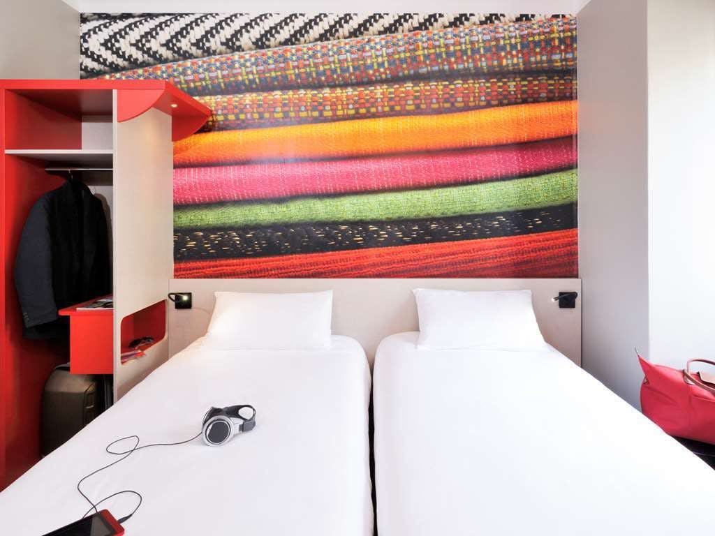 Hotel Ibis Styles Lille Centre Grand Place photo 4
