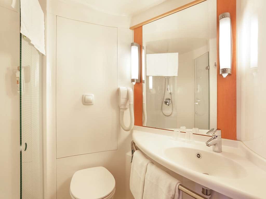 Hotel Ibis Étampes photo 5