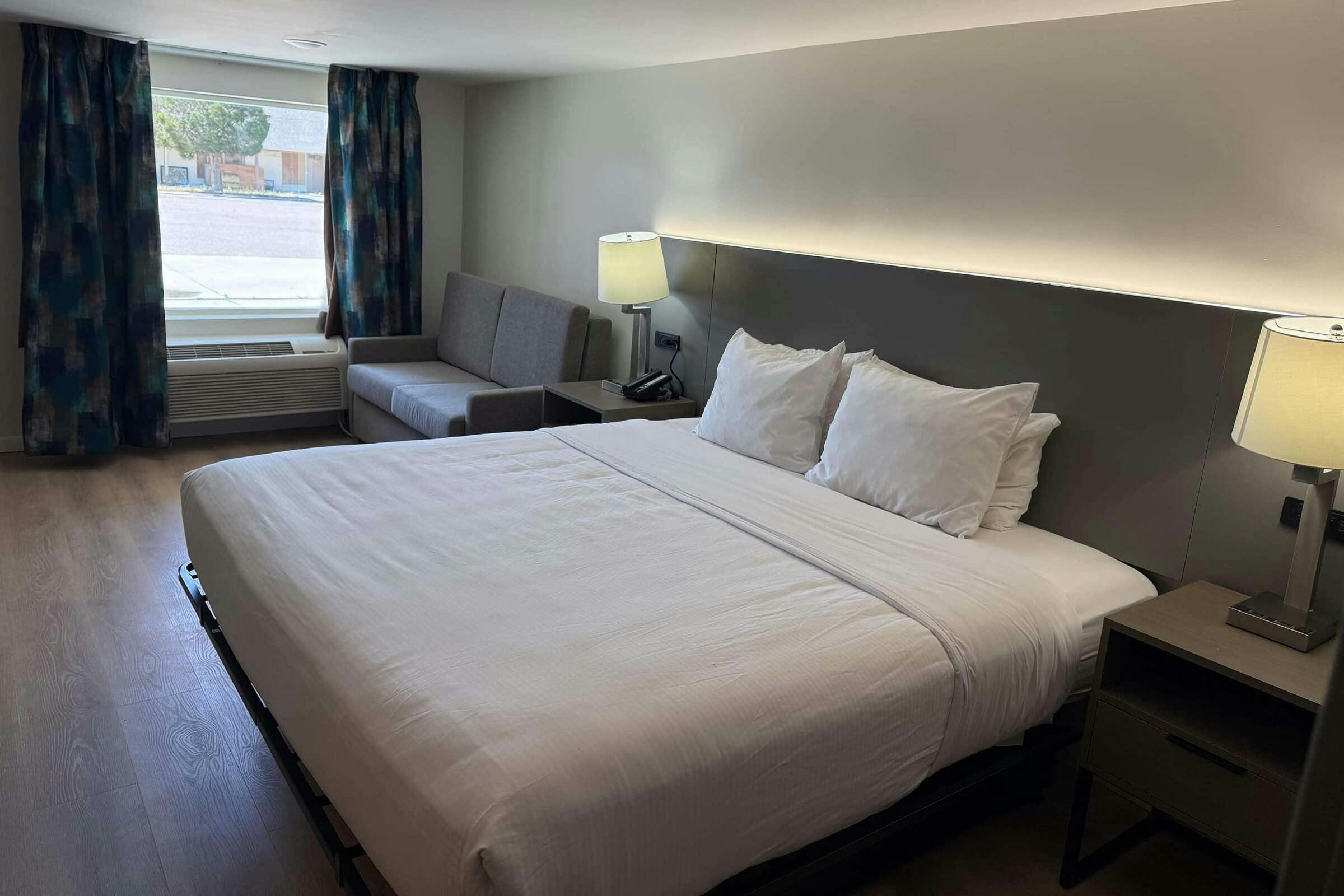 Hotel Baymont by Wyndham Rock Springs photo 1