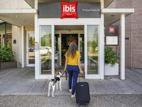 Hotel Ibis Firenze Prato Est photo 1