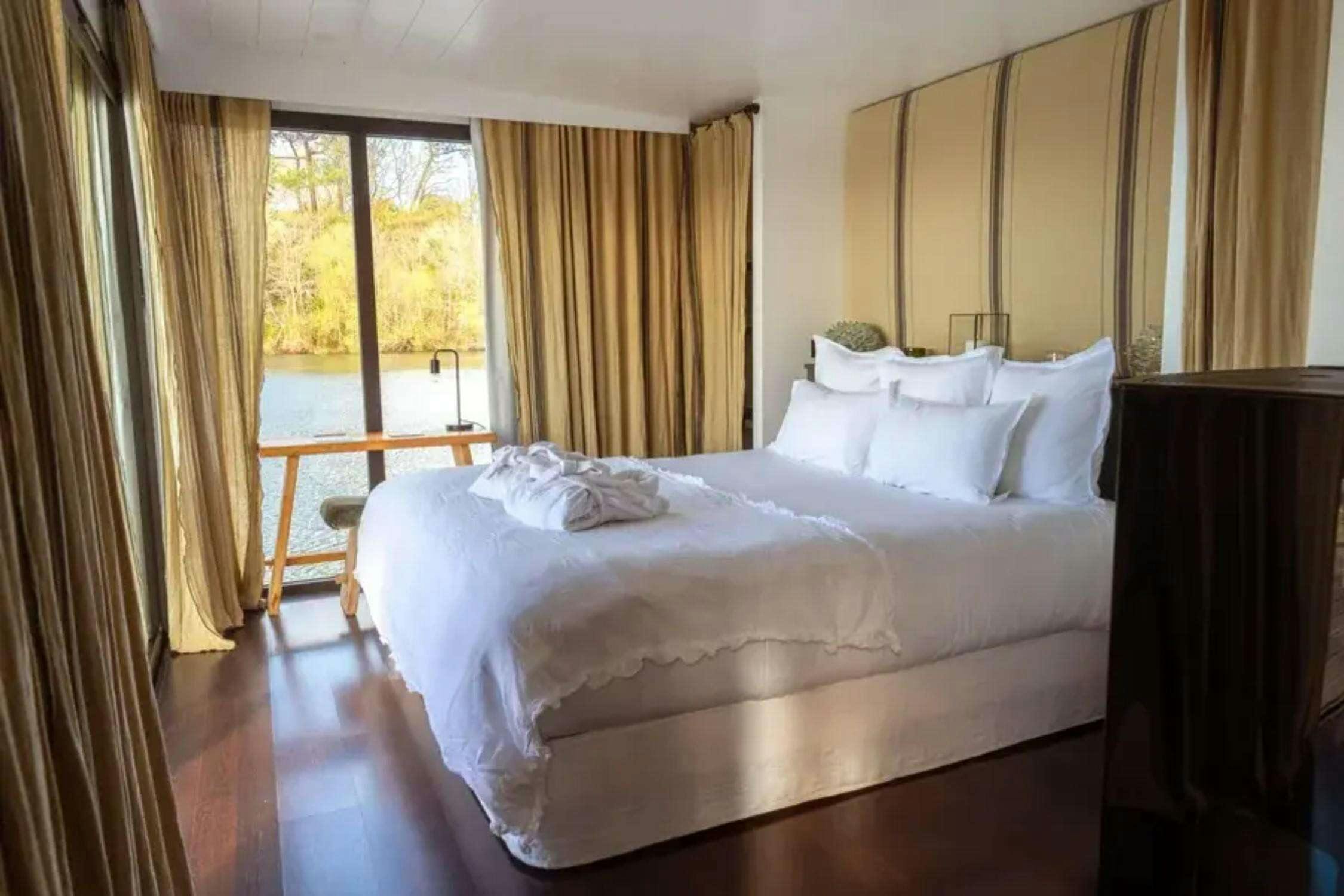 Hotel Brindos, Lac & Château photo 2