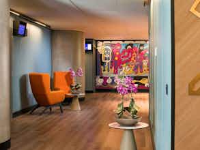 Hotel Novotel Santiago Las Condes photo 2