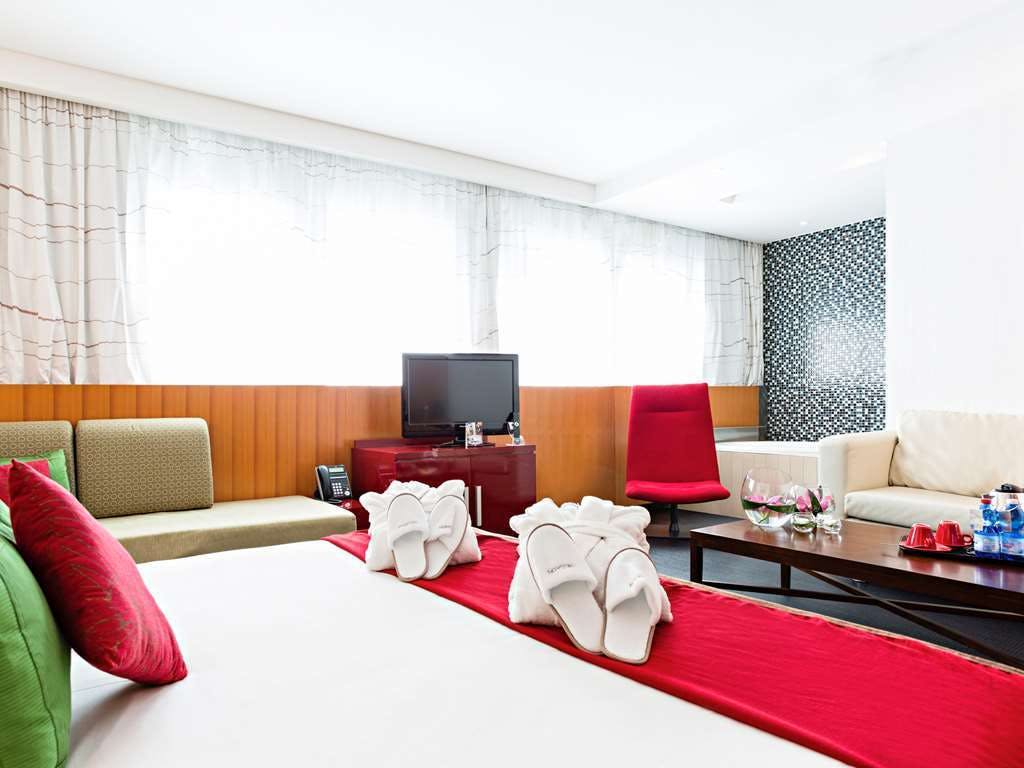 Hotel Novotel Roma Eur photo 2