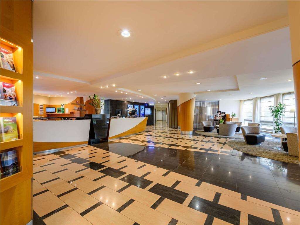 Hotel Mövenpick Hotel Egerkingen photo 4