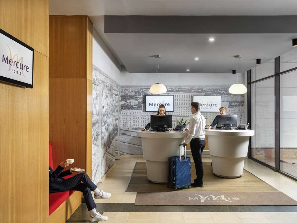 Hotel Mercure Bucharest Unirii photo 2
