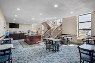 Hotel Sure Stay Plus Hotel By Best Western Greenwood photo 3