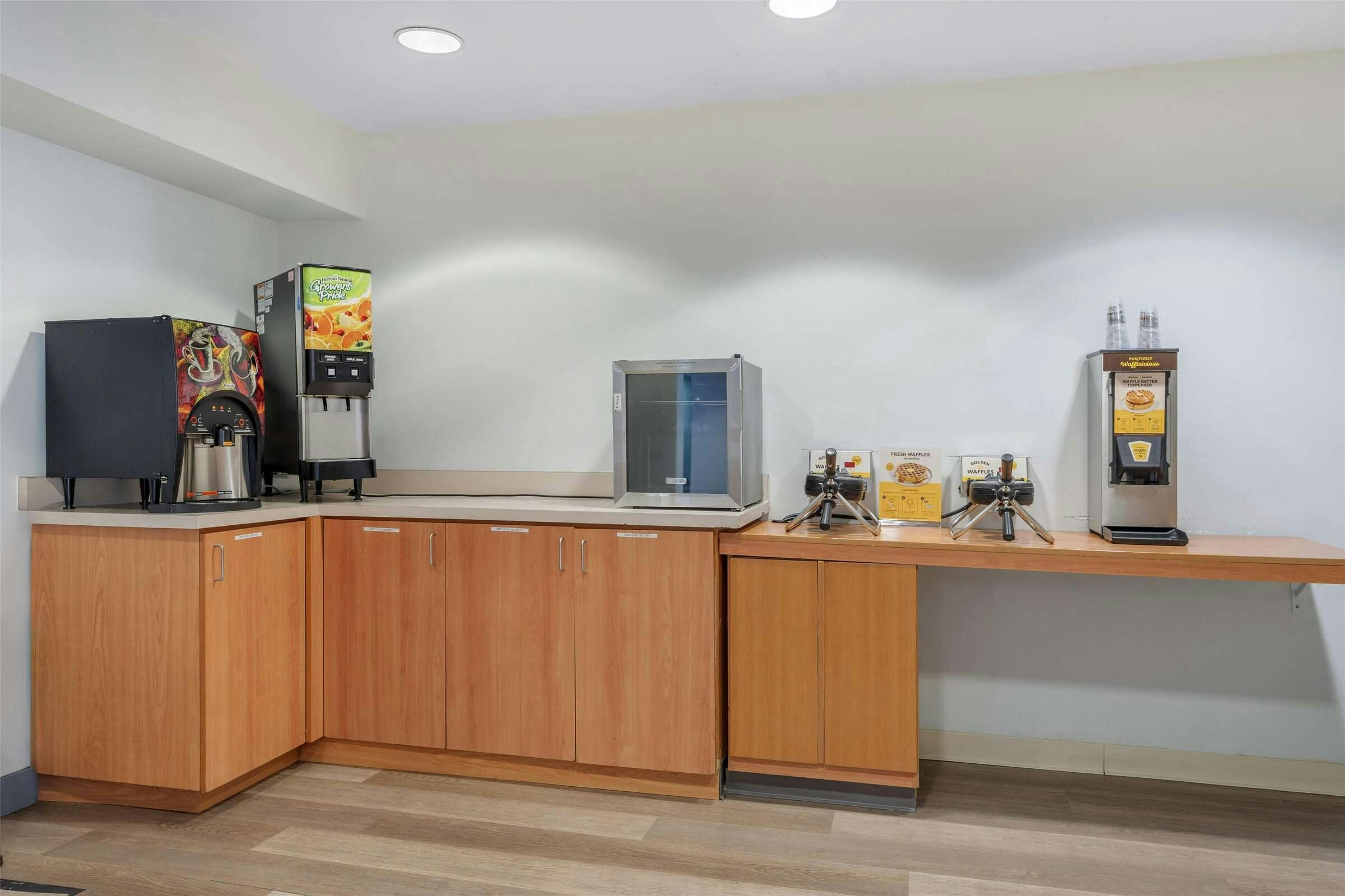 Hotel Sure Stay By Best Western Sacramento South Natomas photo 3