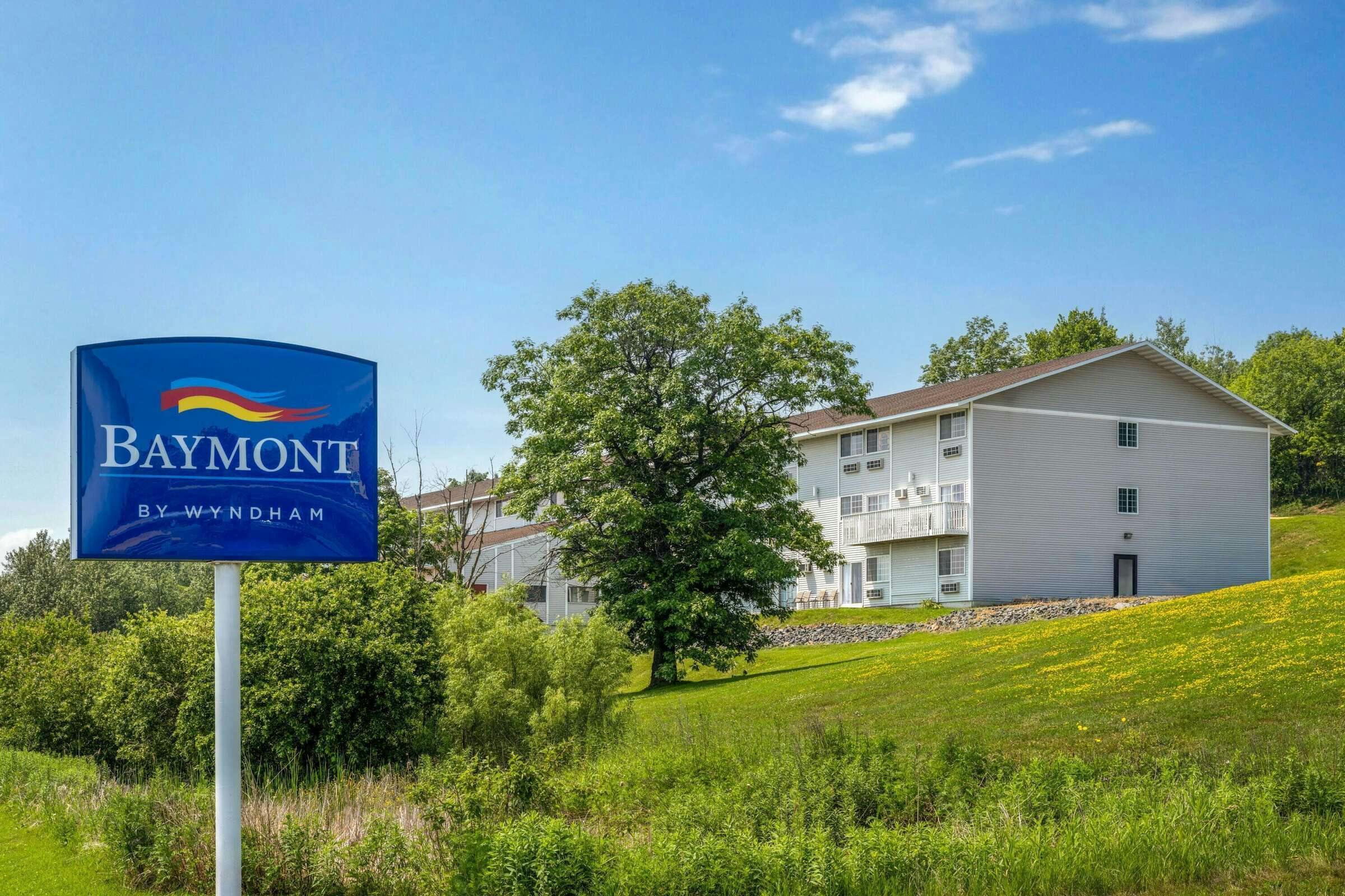 Hotel Baymont Duluth/Spirit Mountain photo 1