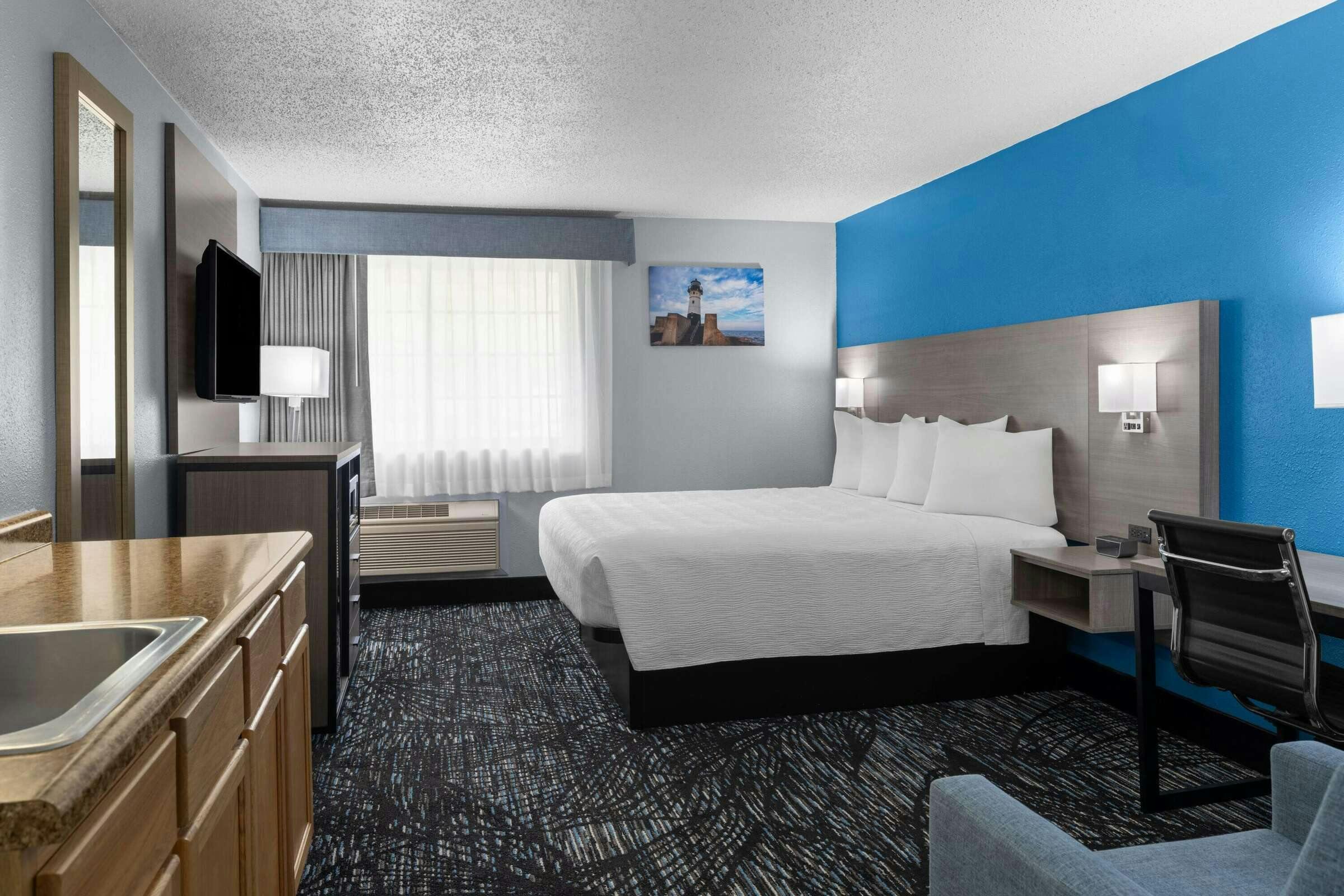 Hotel Baymont Duluth/Spirit Mountain photo 5