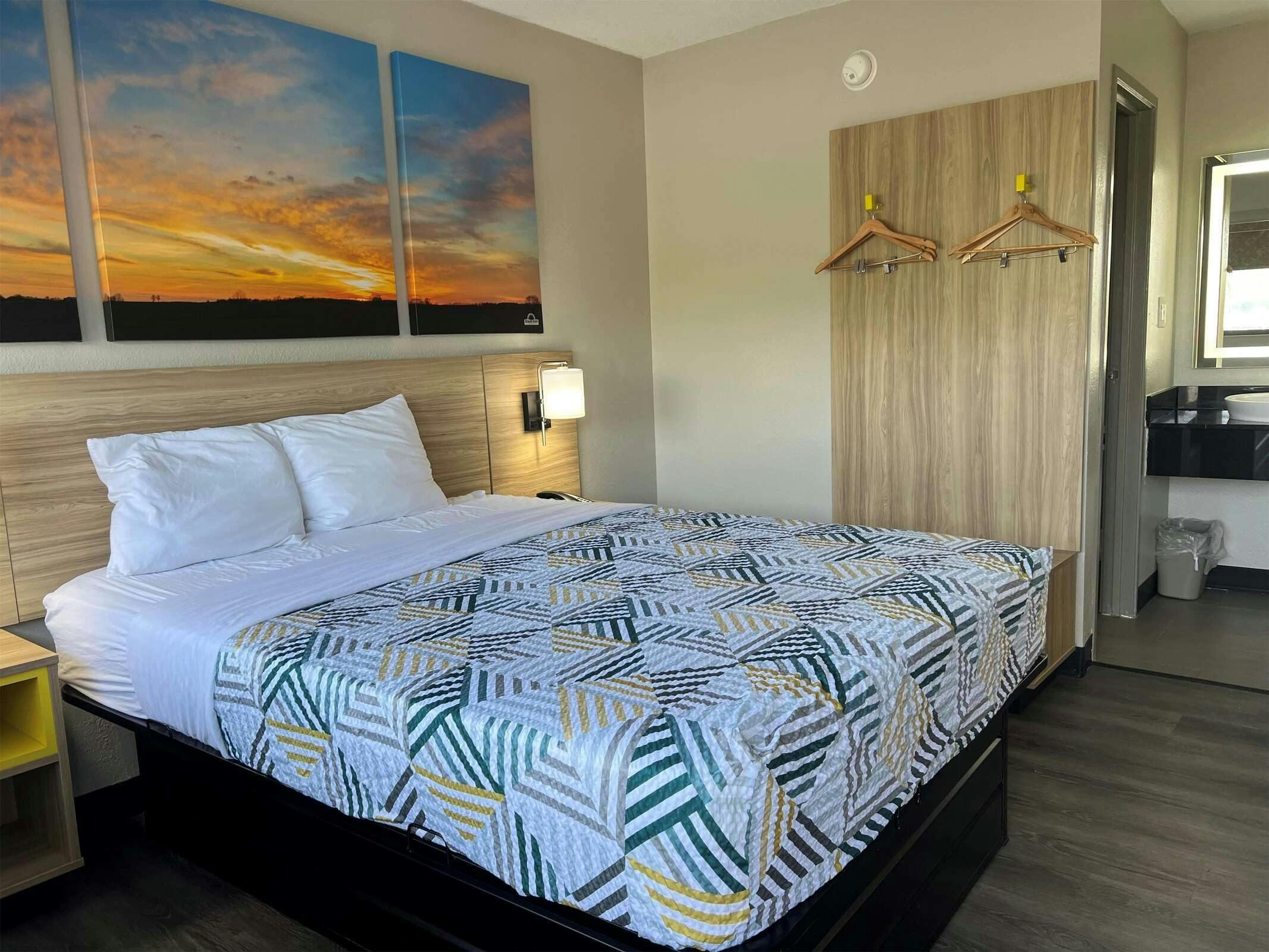 Hotel Days Inn Kansas City NE photo 2