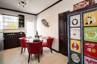 Hotel Tradewinds Apartments photo 5