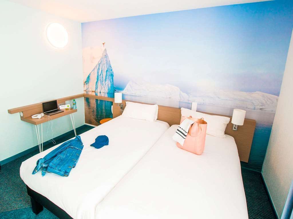 Hotel Ibis Styles Toulon Centre Port photo 1