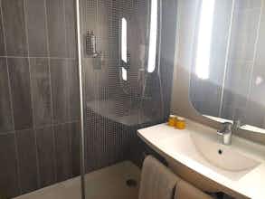 Hotel Ibis Falaise Coeur De Normandie photo 4