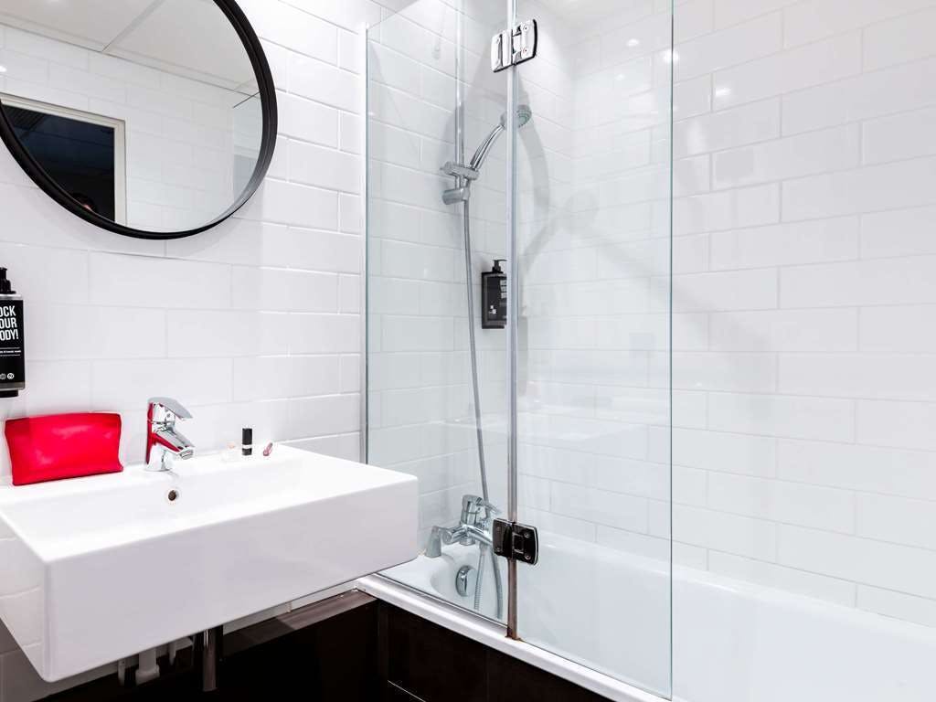 Hotel Ibis Rouen Centre Champ De Mars photo 4