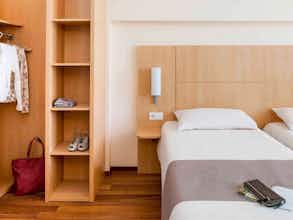 Hotel Ibis Berlin City Süd photo 2