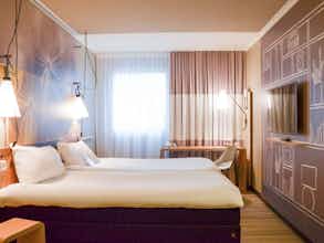 Hotel Ibis Frankfurt Airport photo 3