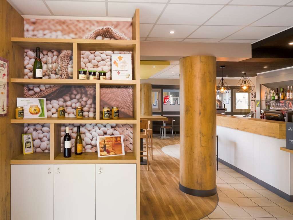 Hotel Ibis Carcassonne Centre La Cité photo 4