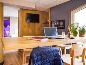 Hotel Ibis Carcassonne Centre La Cité photo 2