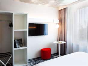 Hotel Ibis Hotel Berlin Airport photo 2