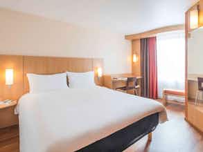 Hotel Ibis Nantes Centre Tour Bretagne photo 1