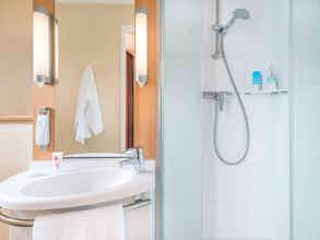 Hotel Ibis Nantes Centre Tour Bretagne photo 5