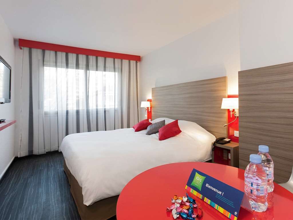 Hotel Ibis Styles Grenoble Centre Gare photo 2