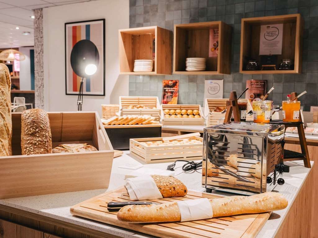 Hotel Ibis Rouen Centre Rive Droite Pasteur photo 1