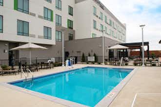 Hotel Courtyard Charlotte Steele Creek photo 4