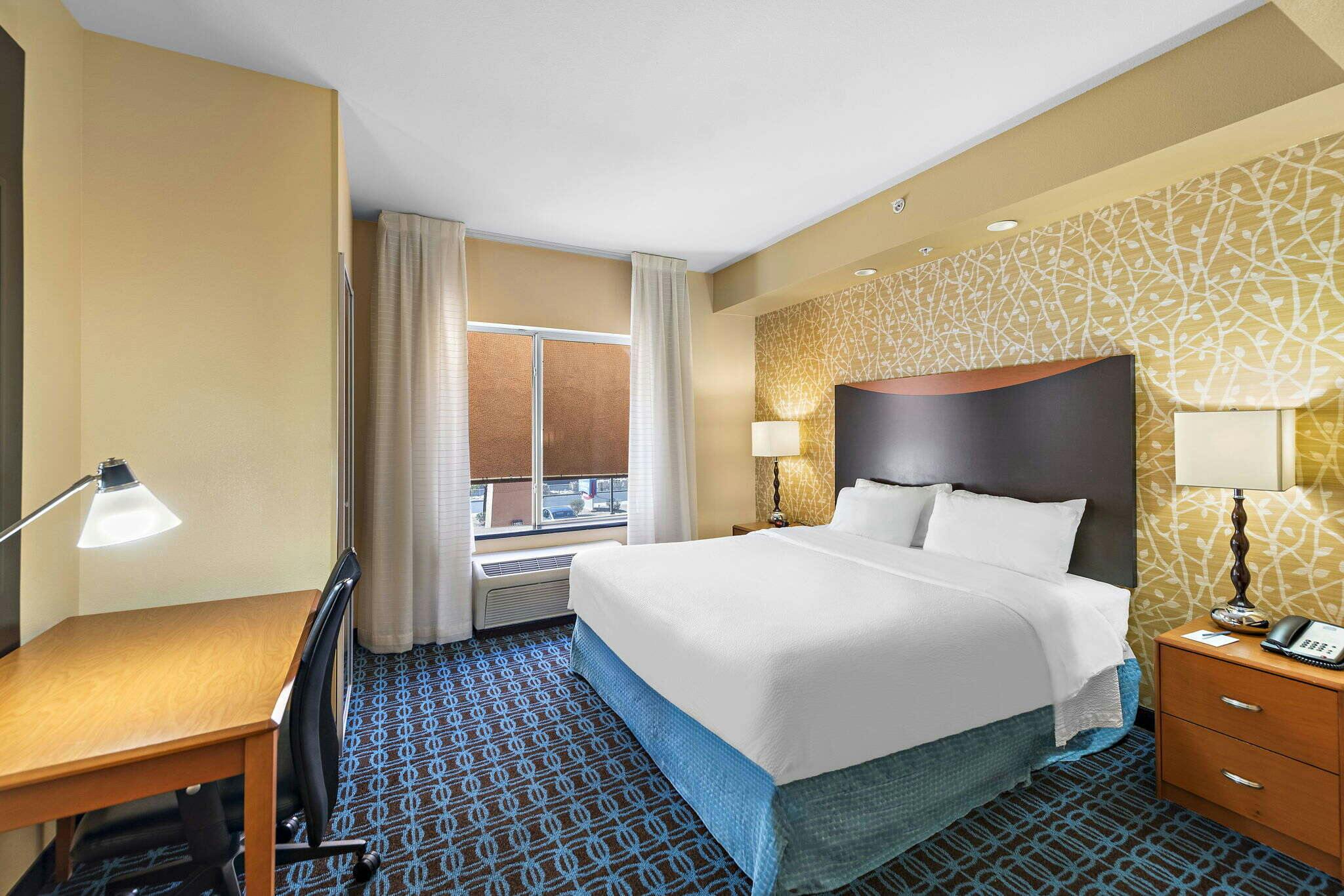 Hotel Fairfield Inn & Suites by Marriott Twentynine Palms photo 3