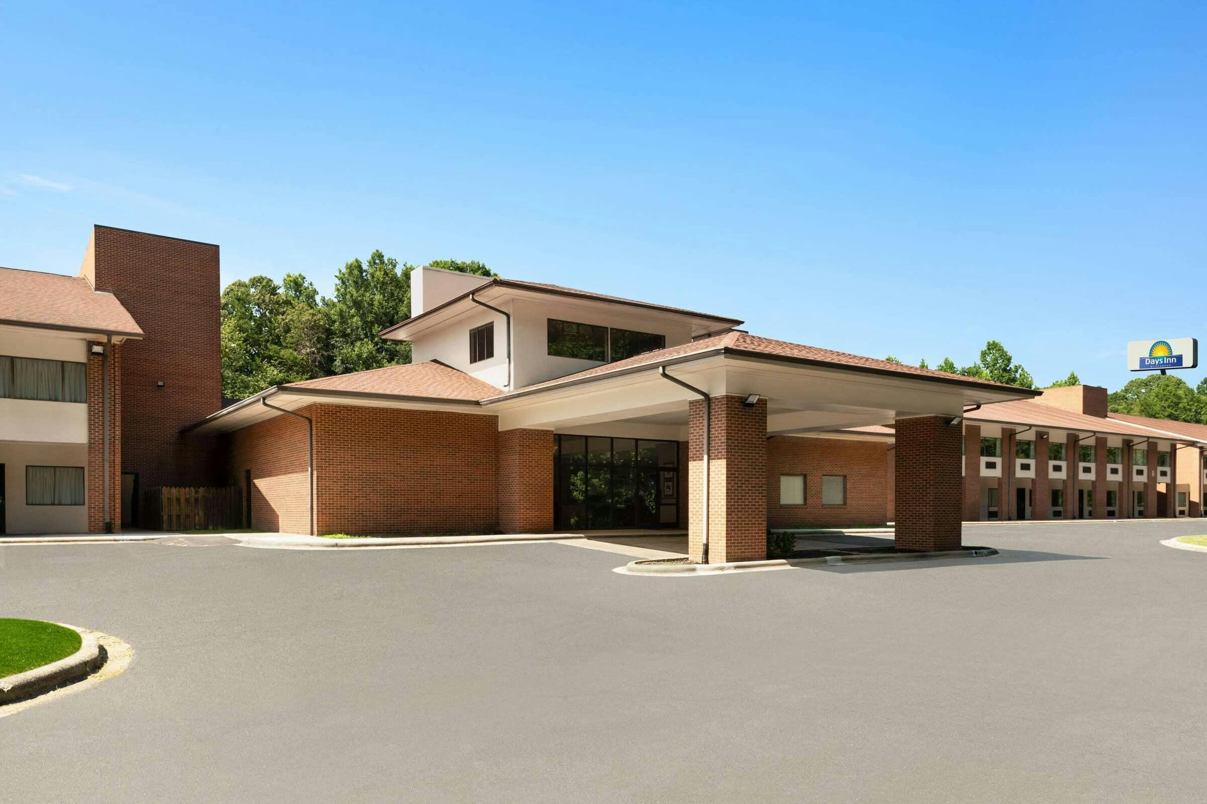 Days Inn by Wyndham Lexington