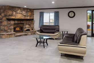 Hotel Days Inn and Suites Kaukauna photo 5
