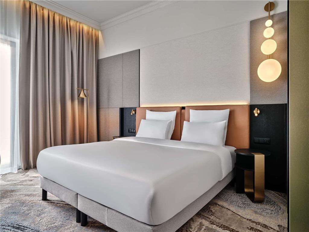 Hotel Mövenpick Grand Hotel Wroclaw photo 4