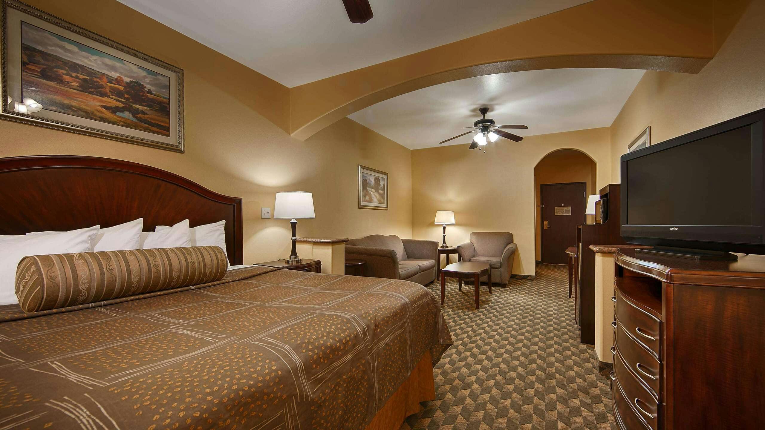 Hotel Best Western Plus Manvel Inn & Suites photo 3
