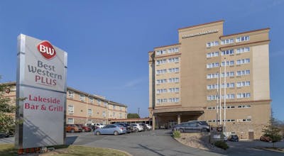 Best Western Plus Chocolate Lake Hotel