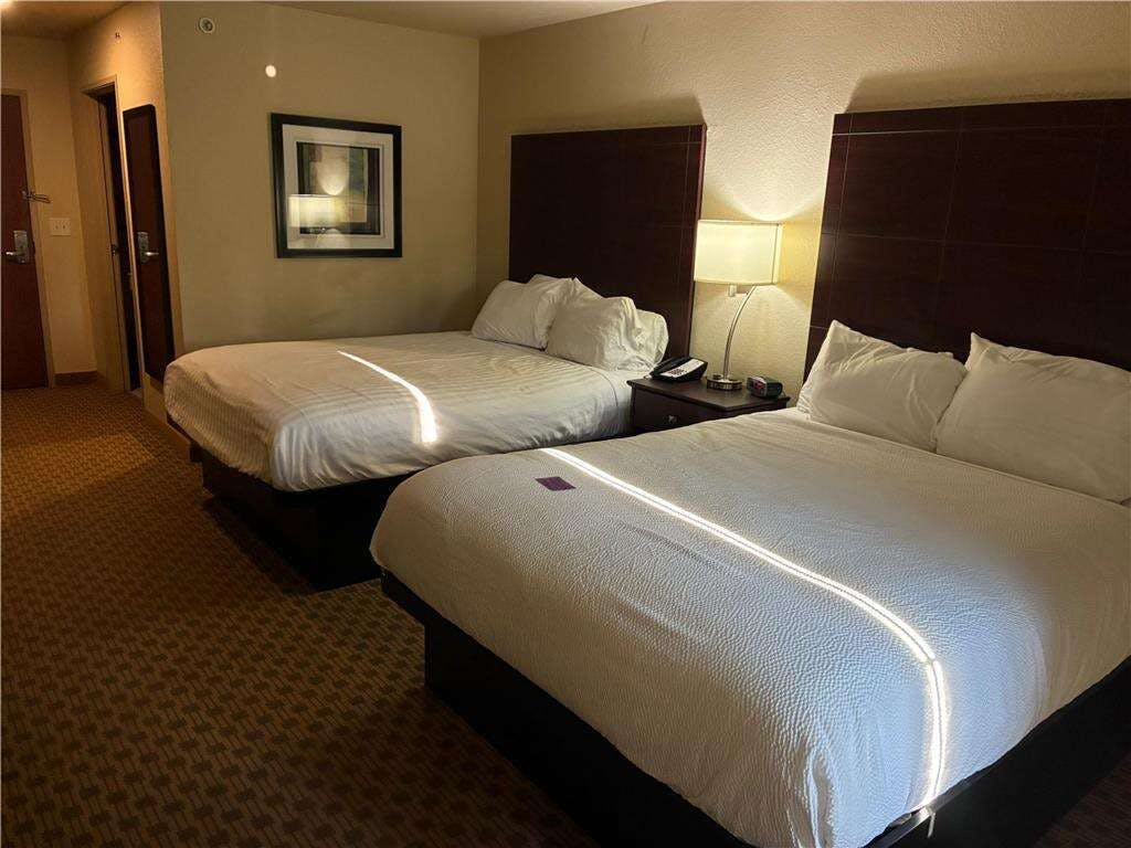 Hotel Sure Stay By Best Western Salem photo 2