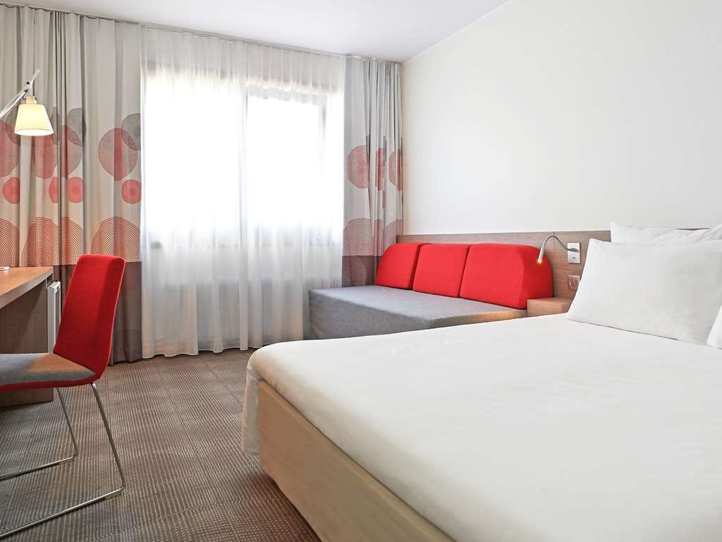 Hotel Novotel Poznan Malta photo 2